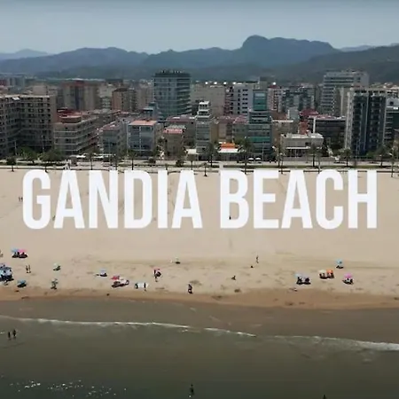 Apartment Modern With A Big Pool And Free Parking Gandia