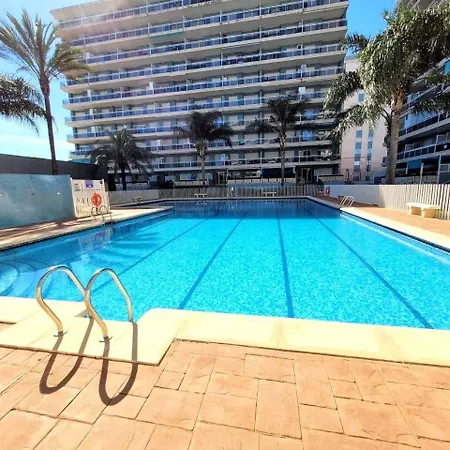 Modern With A Big Pool And Free Parking Gandía
